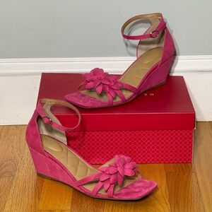 Kelly & Katie Fuchsia Wedge Sandals